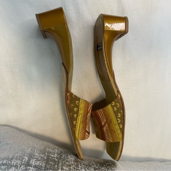 Stuart Weitzman Sandals Suede Brocade Square Toe Block Heel Retro SZ 6.5 - Picture 5 of 14